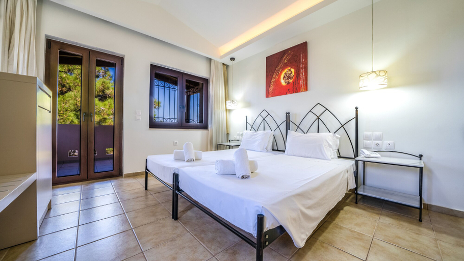 Bedroom 3, Forest Park Hotel, Crete