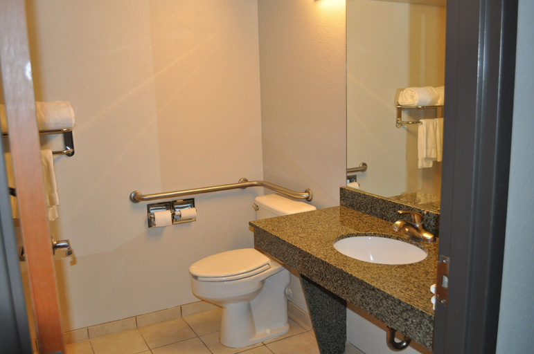 Bathroom 4, Hells Canyon Grand Hotel, an Ascend Collection Hotel, Nez Perce