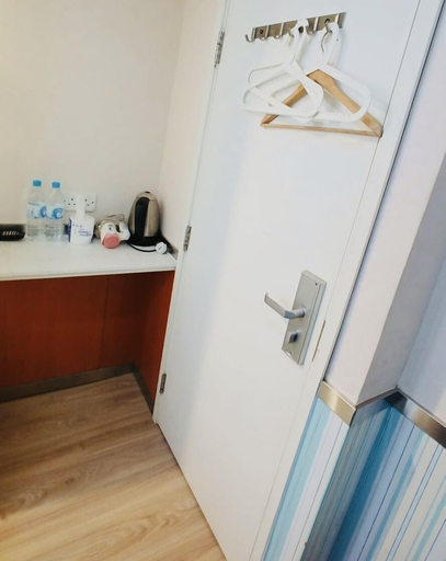 Others 5, Ring Wood Guest House, Kowloon