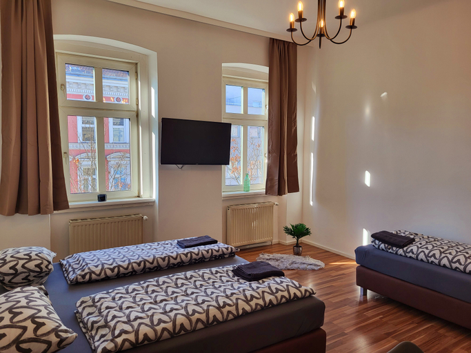 Bedroom, Apartment Schweglerstraße, Wien