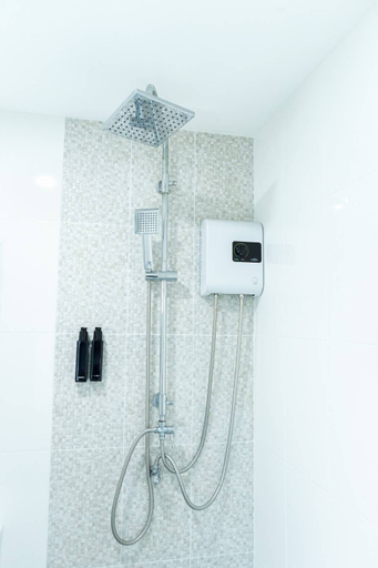 Bathroom 5, Bed by Boat Hotel & Apartment, Muang Nonthaburi