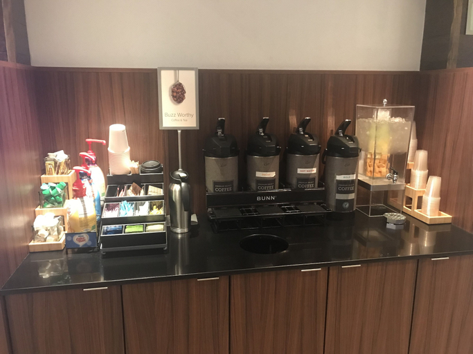 Food & Drinks 4, Fairfield Inn & Suites by Marriott Grand Mound Centralia, Thurston