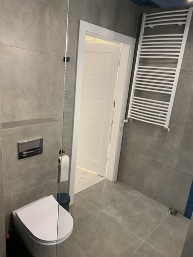 Bathroom 4, ApartamentSun White, Środa Śląska