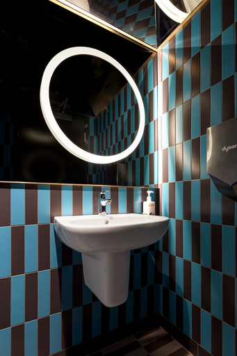 Bathroom 4, Pangea Pod Hotel, Squamish-Lillooet