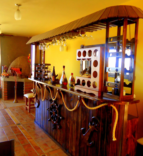 Food & Drinks, Pumakala Hotel, Puno