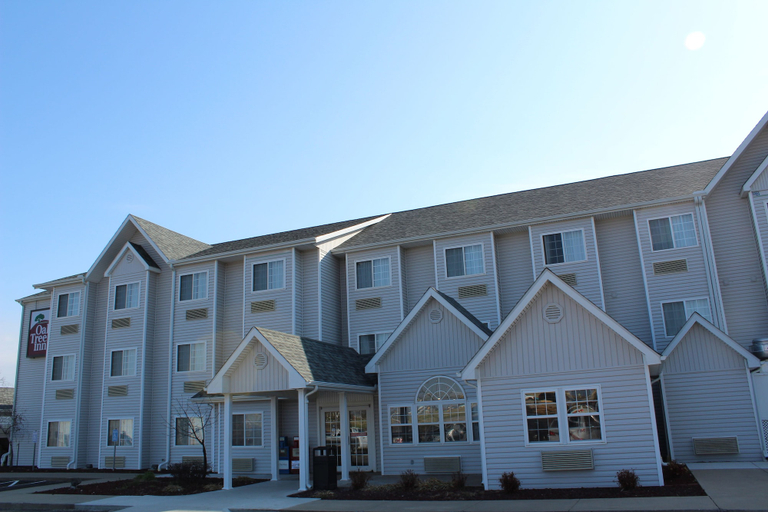 Exterior & Views 2, Travelodge by Wyndham Fort Scott, Bourbon