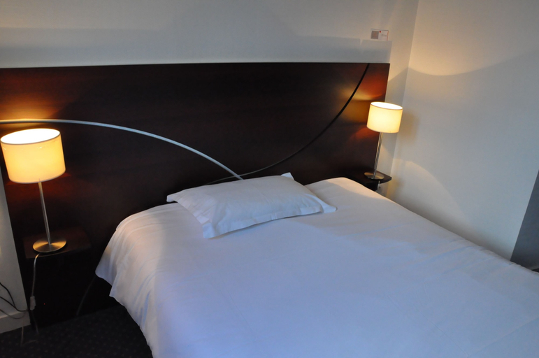 Bedroom 3, Le Lorient Hotel, Ille-et-Vilaine