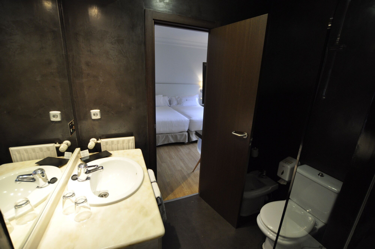 Bedroom 22