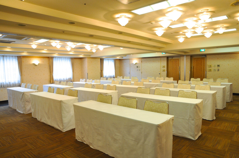 Business Facilities 25