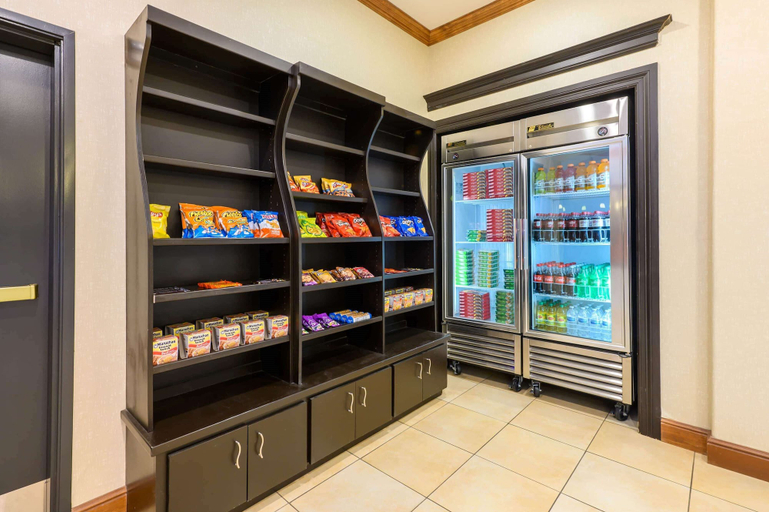 Food & Drinks 5, La Quinta Inn & Suites by Wyndham Longview North, Gregg