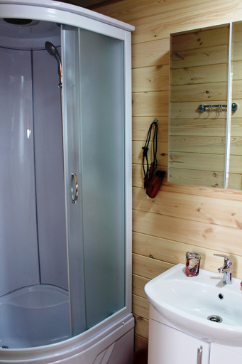 Bathroom 4, Polyanskoye Podvorie, Sochi gorsovet