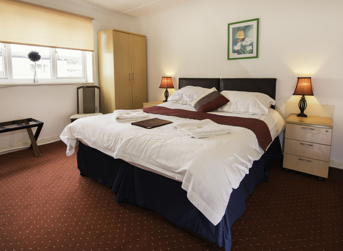 Bedroom 4, The Riverside Hotel, Monmouthshire