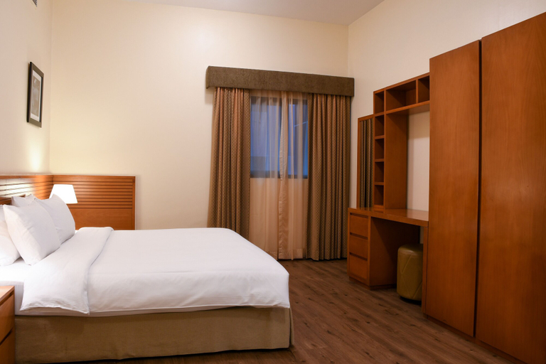 Bedroom 4, Ramada Hotel & Suites by Wyndham Ajman, Ajman