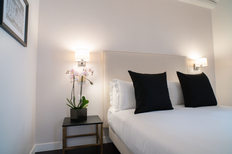 Bedroom 4, Kame Hall, Rome