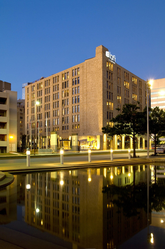 Exterior & Views 2, Aloft by Marriott Dallas Downtown, Dallas