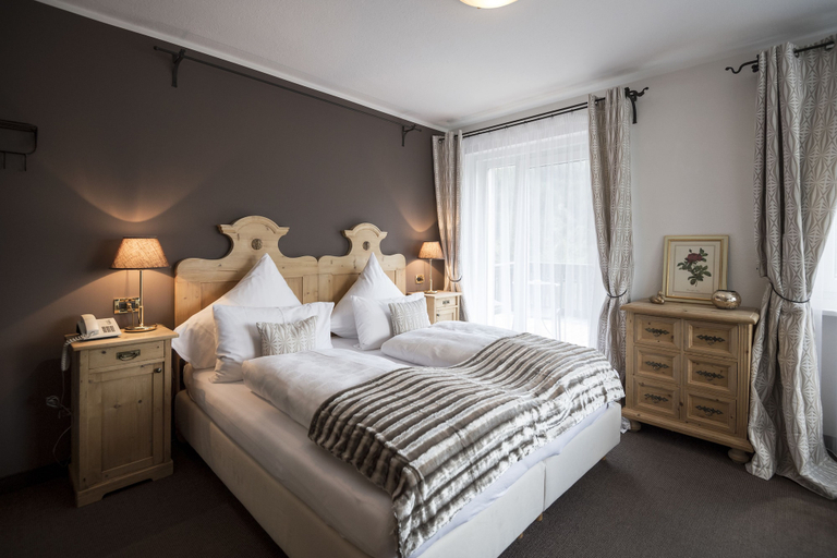 Bedroom 4, Alpstay - Chalet Hotel Hartmann - Adults Only, Bolzano