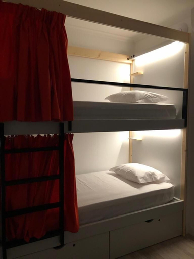 Bedroom 4, Be Lisbon Hostel Intendente, Lisbon