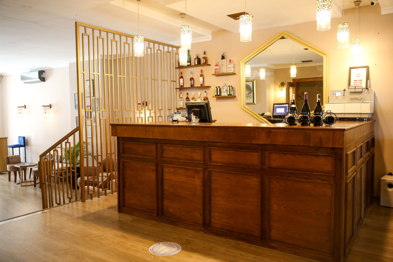 Food & Drinks 5, Hotel Rembrandt, Tanger-Assilah