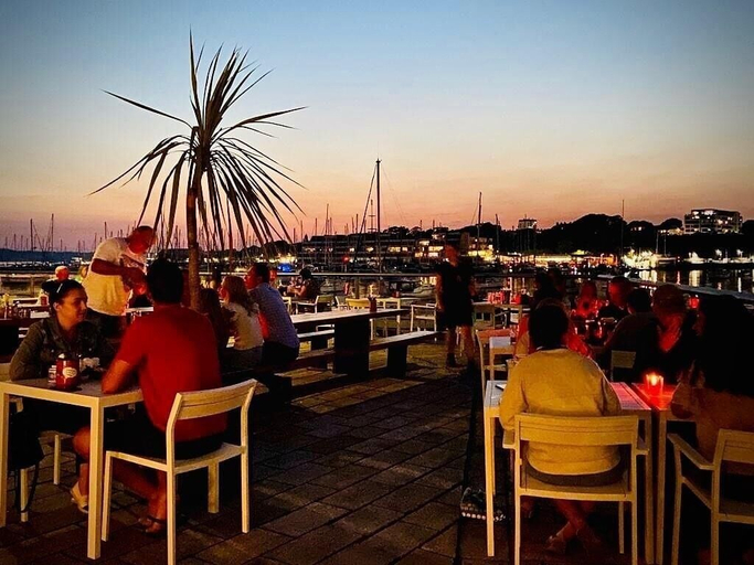 Food & Drinks 4, RWY Suite48, Plymouth