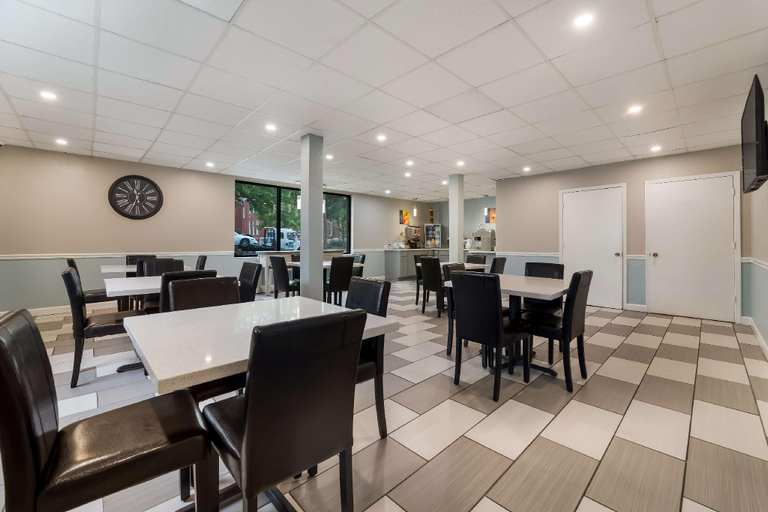 Food & Drinks 5, Surestay By Best Western Columbus Downtown, Muscogee