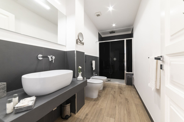 Bathroom 5, Ruggero Settimo - Room & Suite, Palermo