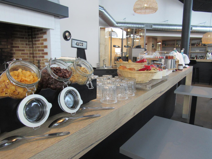 Food & Drinks 5, Brit Hotel Au Pays de Vitre, Ille-et-Vilaine