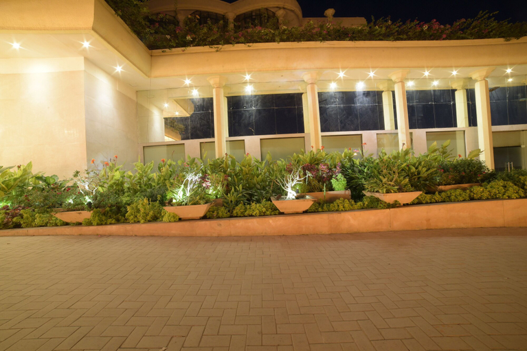 Exterior & Views 2, Hotel Babylon Inn, Raipur