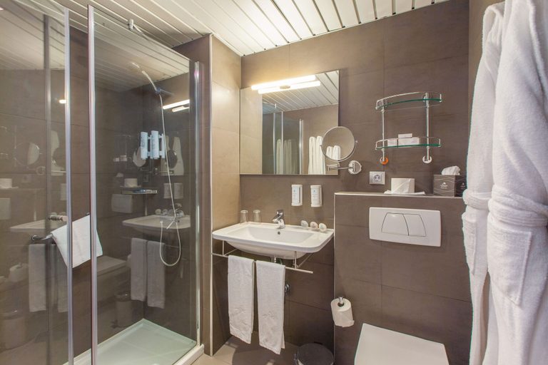 Bathroom 5, Corallium Beach by Lopesan Hotels - Adults Only, Las Palmas