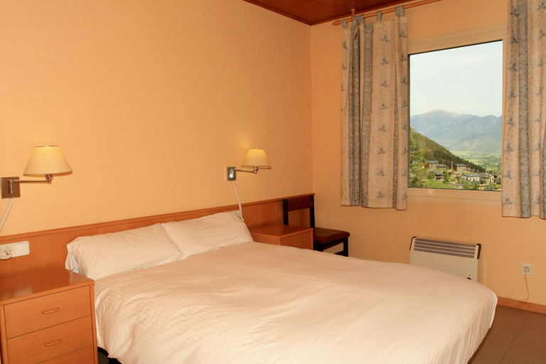 Bedroom 3, Cerdanya Viva Ecoestades, Lleida