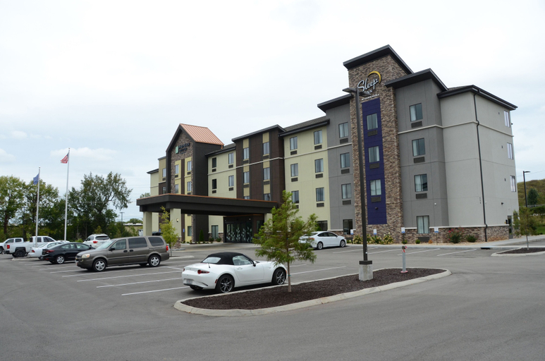 Exterior & Views 2, MainStay Suites Bowling Green North, Warren