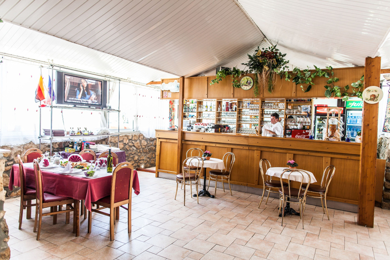 Food & Drinks 5, Hotel Omorika, Punat