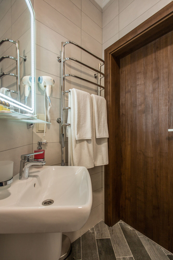 Bathroom 3, Nota Bene Loft, L'vivs'ka