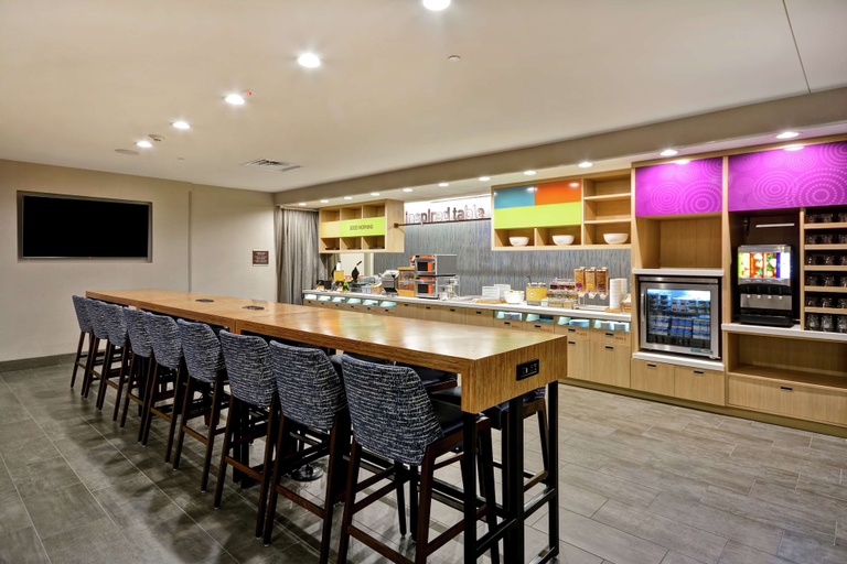 Food & Drinks 5, Home2 Suites by Hilton Plano Legacy West, Collin