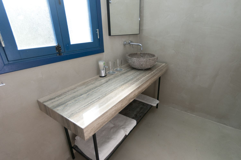 Bathroom 4, Hylatio Tourist Village