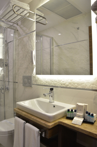 Bathroom 4, Guler Park Hotel, Nilüfer