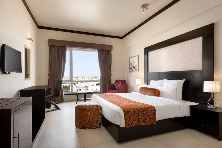 Bedroom 2, Ramada by Wyndham Karachi Creek, Karachi