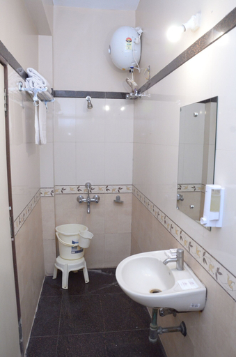 Bathroom 3, Hotel Vijay Residency, Aurangabad