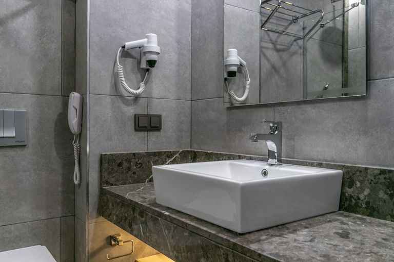 Bathroom 5, Lara Park Hotel, Antalya