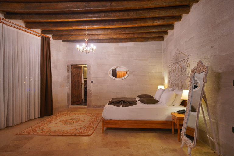 Bedroom 3, Cappadocia Secret Hill Cave Suites, Nevşehir