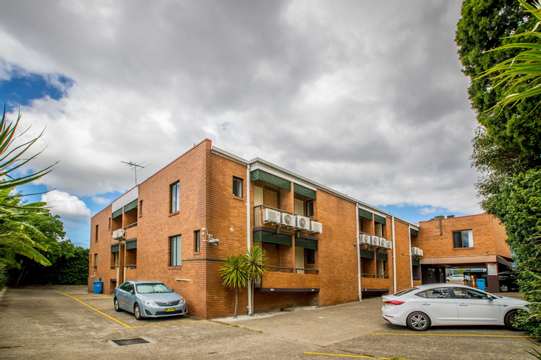 Exterior & Views 2, Garden Lodge Sydney, Ashfield