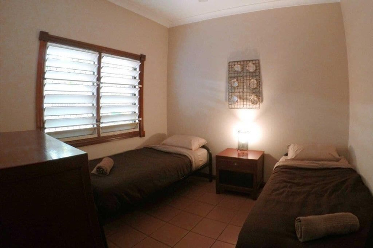 Bedroom 4, Kimberley Travellers Lodge - Hostel, Broome