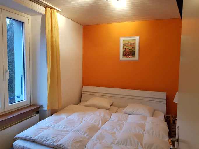 Bedroom 4, Bellpark Hostel, Luzern