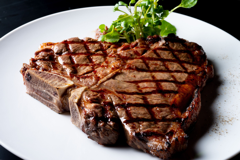 Food & Drinks 9