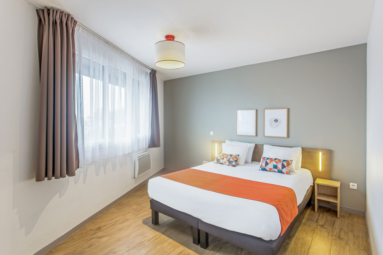 Bedroom 3, Appart'City Confort Amiens Gare, Somme