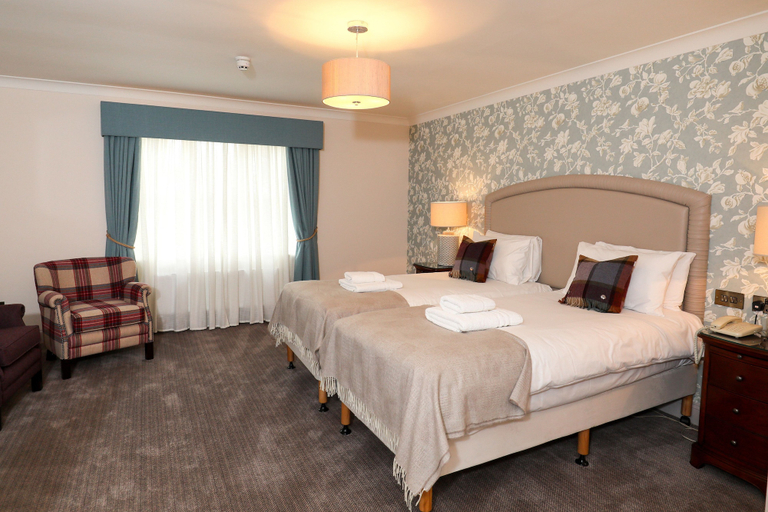 Bedroom 4, Stratton House Hotel & Spa, Gloucestershire