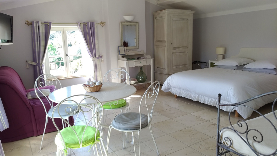 Bedroom 3, L'escale Provencale, Var