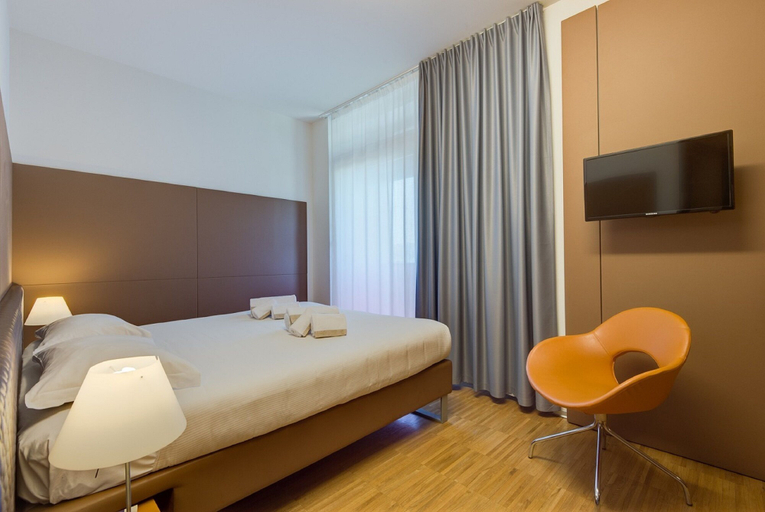 Bedroom 3, Camplus Bononia - Casa per Ferie, Bologna