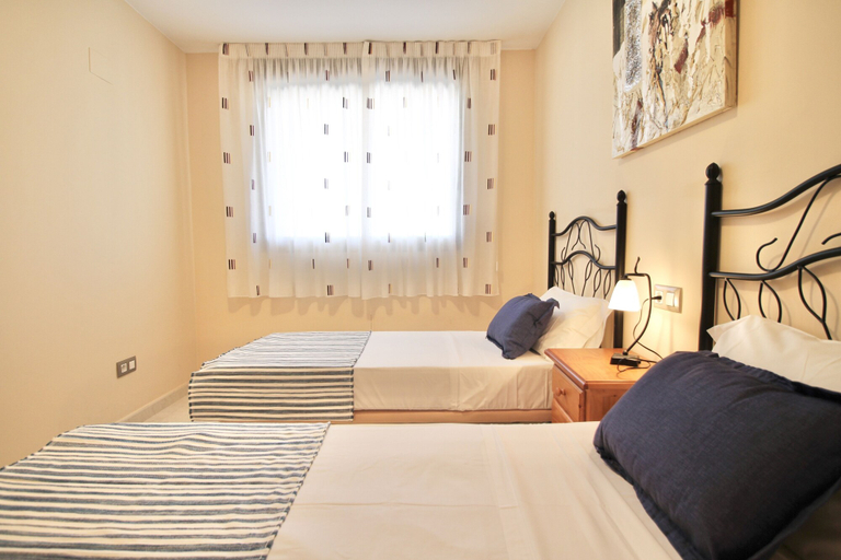 Bedroom 2, Alea Rentals - Maldivas, Tarragona
