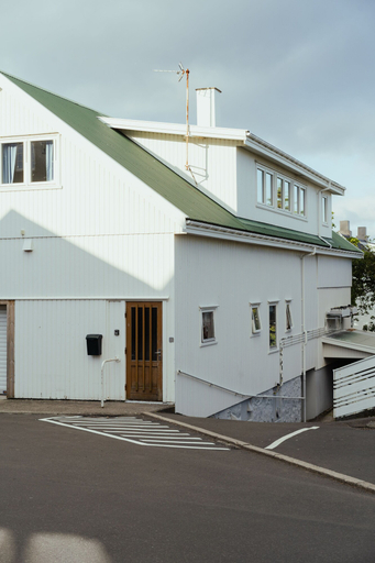 Exterior & Views 2, Large Penthouse Apt - Downtown - Marina, Tórshavn
