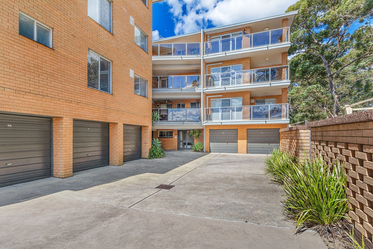 Exterior & Views 2, Kiah Unit 18 53 Victoria Parade, Port Stephens